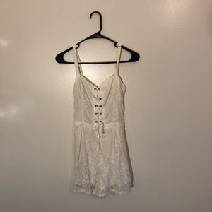 Hollister whites laced romper [Size Small]